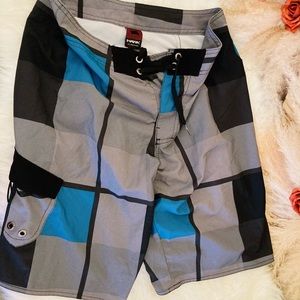 Men’s size 30 Tony HAWK shorts